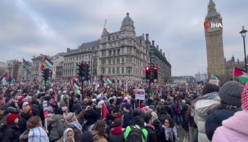 İngiltere’de binlerce kişi Gazze’de ateşkes için yürüdü
