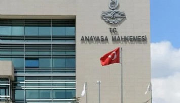 Ayasofya ve İstanbul Sözleşmesi kararlarına imza atan Yılmaz Akçil AYM üyeliğine atandı