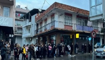Büyükşehir'de grev, İzmir'de ulaşım krizi:  Otobüsler tıklım tıklım
