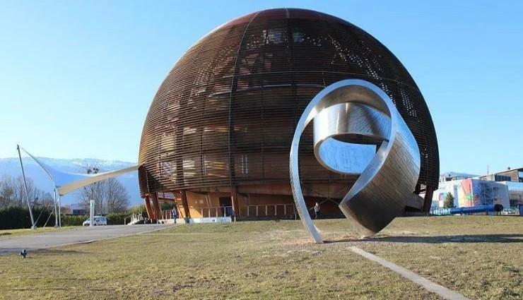 CERN’de büyük atılım: Evrenin gizli parçacıkları incelenecek