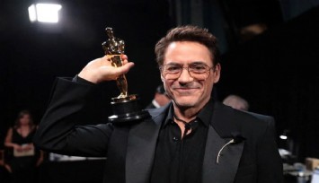 İlk Oscar'ını alan Robert Downey Jr.'dan eşi Susan Downey'e: Beni severek hayata döndürdü