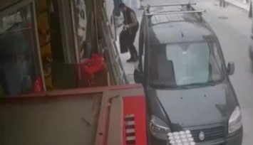 İzmir'de öldürdüğü kuyumcunun dükkanına girdiği anlar kamerada