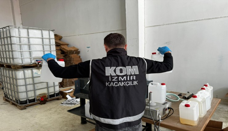 İzmir merkezli 3 ilde kaçakçılık operasyonu: 15 bin litre etil alkol ele geçirildi