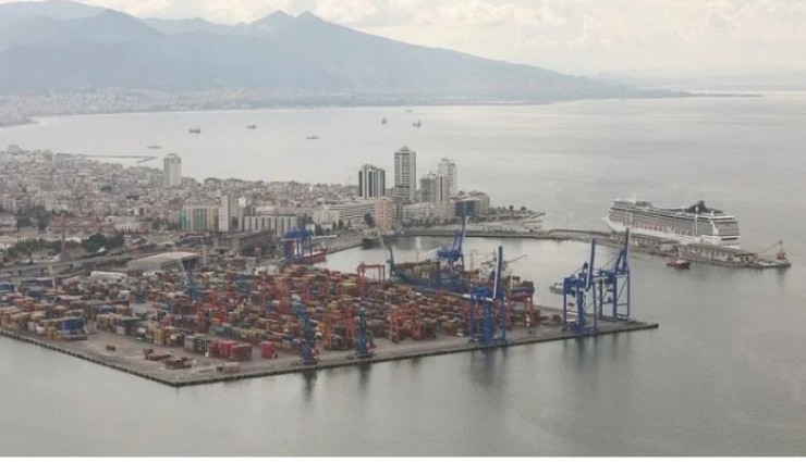 MSB’den İzmir Limanı’nda Yunan Gemisi’nin Türk Bayrağı çekmemesiyle ilgili açıklama