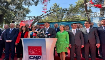 CHP İzmir’de coşkulu kutlama: Hep birlikte iktidara yürüyoruz