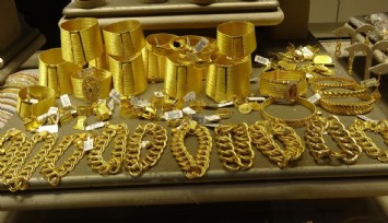 Ekonomistten altın tahmini: Yıl sonu altının ons fiyatı 2 bin 700 dolar seviyelerini görebilir