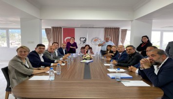 Karaburun'da ilk Meclis: Faaliyet Raporu kabul edildi