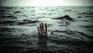 Manş Denizi'ni geçmeye çalışan göçmen teknesinde facia: 5 ölü