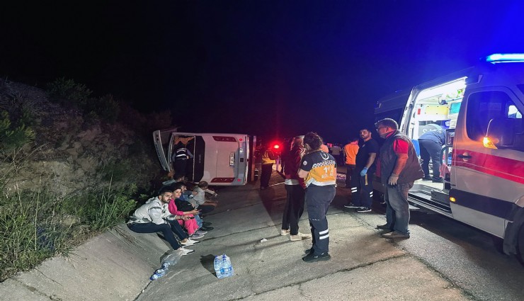 Antalya'da öğrenci minibüsü faciası: 25 kişi yaralandı