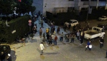 İzmir’de akraba olan çocuklar tartıştı, büyükler kan akıttı: 1 can kaybı, 5 yaralı