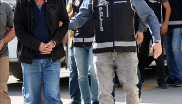İzmir merkezli çete operasyonunda 24 tutuklama  
