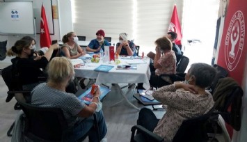 Bornova Belediyesi STK Yerleşkesi’nde toplanan İzmir Kent Konseyi’nden kadına yönelik şiddete karşı önemli adım   