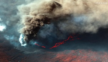 La Palma'daki yanardağ lav püskürtmeye devam ediyor
