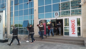 Uyuşturucu satıcılarına baskın