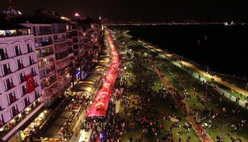 İzmir, Cumhuriyet Bayramı’na hazır