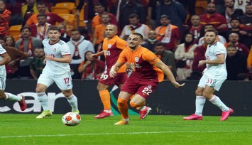 Galatasaray fırsatı kaçırdı