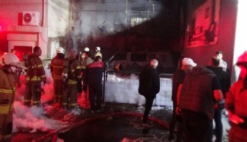 İzmir’de dehşet: İşyerinin kundaklanması sonucu çıkan yangında bir kişi hayatını kaybetti