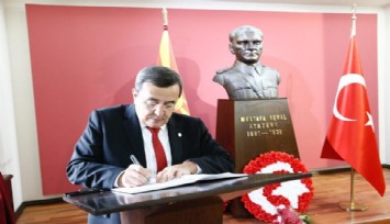 Başkan Batur’dan Ata’nın okulundan 10 Kasım mesajı: Yolundan asla sapmayız