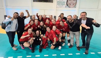 İzmir Büyükşehir Belediyesi Kadın Hentbol Takımı Avrupa Kupası’nda ilk 16’ya kaldı