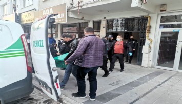 Evlat vahşeti: Annesini öldürdü, babasını karnından bıçakladı