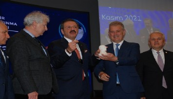 İZTO'dan dijitalleşmede atağı: “Gezici Dijital Karavan” projesinin toplantısına TOBB Başkanı Rifat Hisarcıklıoğlu da katıldı