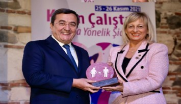 Konak Belediyesinin Kadın Çalıştayı, Kadına Yönelik Şiddete Karşı Uluslararası Mücadele Günü’nde başladı      
