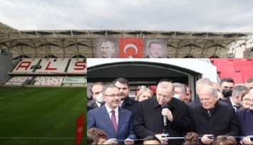 Alsancak Stadı yenilenen yüzüyle,  “Mustafa Denizli” adıyla açıldı