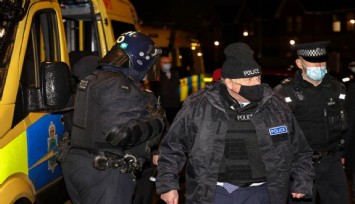 Başkan Johnson polis oldu, denetime çıktı