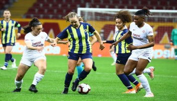 Kadına şiddete karşı tarihi maç