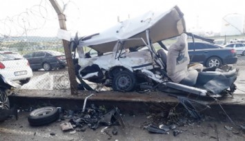 İzmir'de feci kaza: Otomobil ikiye bölündü, 4 kişi yaralandı  