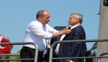 Memleket Partisi Başkanı Muharrem İnce İzmir İl Binasını açtı