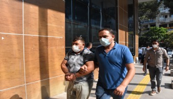 İzmir’de 2 kişinin öldüğü silahlı kavga ile ilgili 2 tutuklama