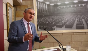 CHP İzmir Milletvekili Sertel'den '14 aylık hizmet için 694 bin liralık tazminata' sert tepki