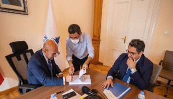 Gaziemir’de kentsel dönüşümün birinci etabı için imzalar atıldı