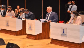 İzmir Büyükşehir Meclisinde İZBETON gerginliği  