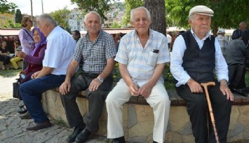 Emeklilerin Kurban Bayramı ikramiyelerini alacakları tarihleri belli oldu