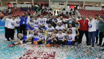 İzmir Büyükşehir Belediyespor’un lisanslı sporcu sayısı bin 100’e ulaştı   