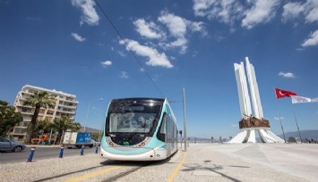 İzmir’in tramvay filosu güçleniyor