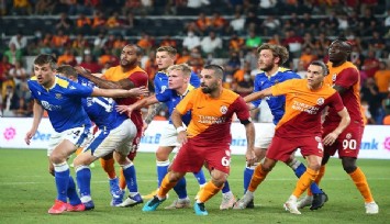 Galatasaray İskoçya'da 4 golle turladı