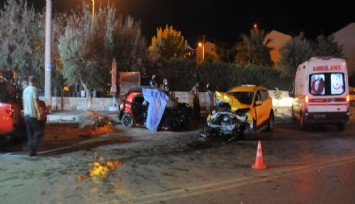 İzmir’de taksi ile otomobil çarpıştı: 1 can kaybı, 1 yaralı