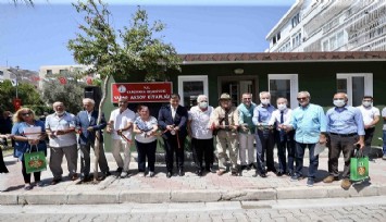 Karşıyaka'da duayen gazeteci Yaşar Aksoy Kitaplığı açıldı
