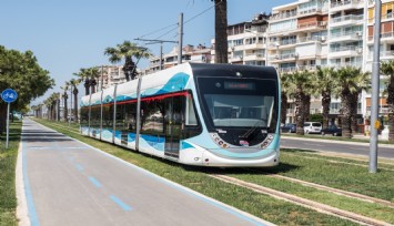 İzmir’in raylı sistem hattı büyüyor: Örnekköy-Yeni Girne tramvay hattının ihalesine 13 firma katıldı