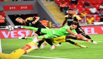 Kendi sahasında Yeni Malatyaspor’a yenilen Göztepe’nin Teknik Direktörü Karaman: Kaybetmek üzücü