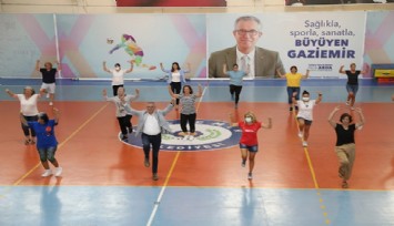 Gaziemir’de 30 Ağustos Zafer Bayramı’nın 99’uncu yıl dönümünde 500 kişi zeybek oynayacak