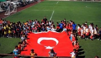  İzmir’de bulunan 10 spor kulübü 30 Ağustos Zafer Kupası Turnuvası için ter döktü