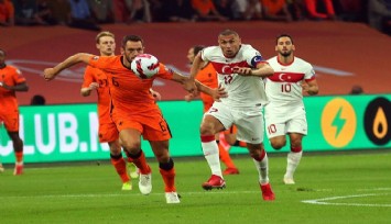 Hollanda karşısında ağır bir mağlubiyet alan A Milli Futbol Takımı Teknik Direktörü Güneş: Tek sorumlu benim