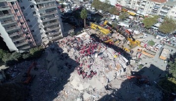 İzmir Depremi’nde 36 kişiye mezar olan Rıza Bey Apartmanı sanıklarından “kağıt üzerinde imza” savunması