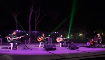 Ayvalık caz akşamlarını sevdi