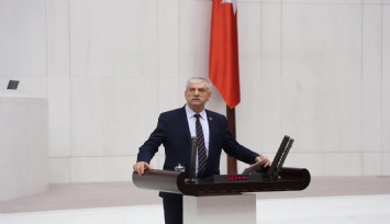 CHP İzmir Milletvekili Beko: 'Sahilevleri’ni kimyasal atıklardan kurtarın!'