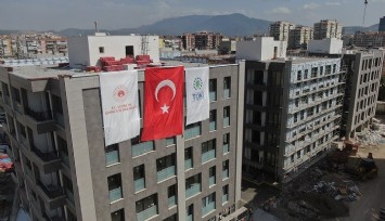 İzmir’deki deprem konutlarının 30 Ekim’de teslim edileceği açıklandı
